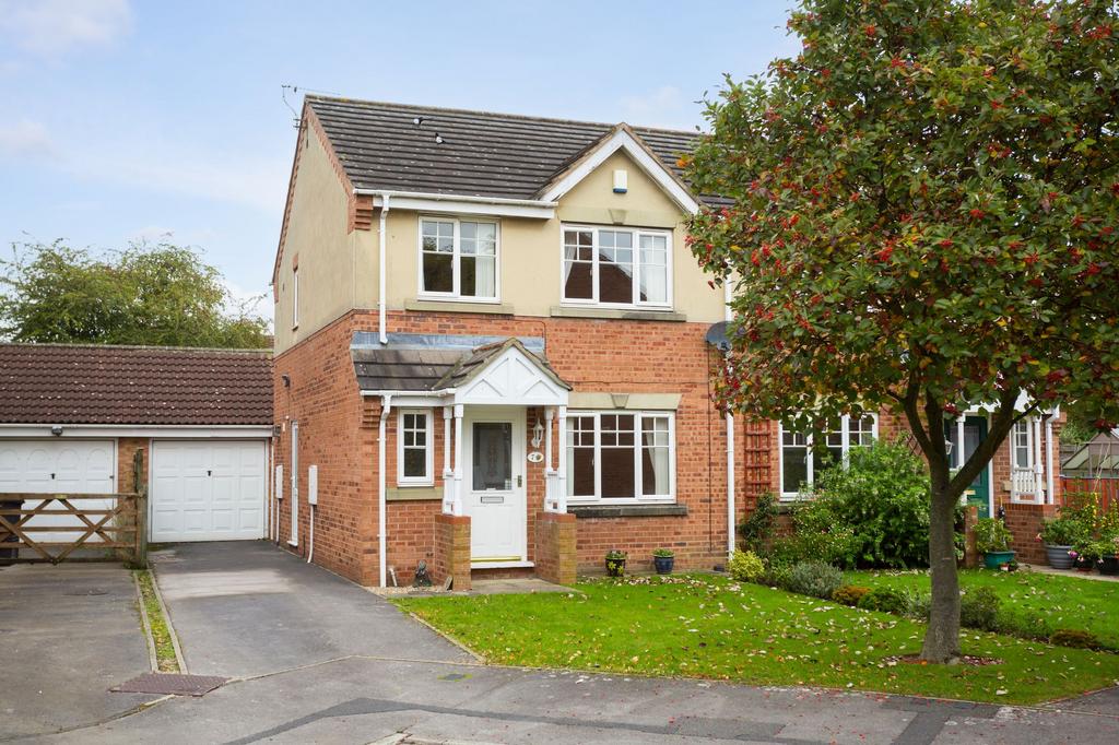 Lundy Close, York, YO30 3 bed semidetached house for sale £300,000
