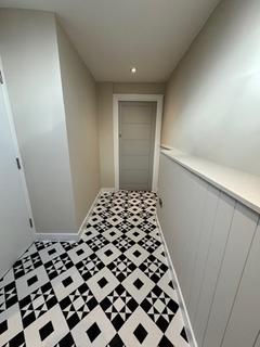 undefined, Unique and charming apartment to let in the heart of Royal Tunbridge Wells