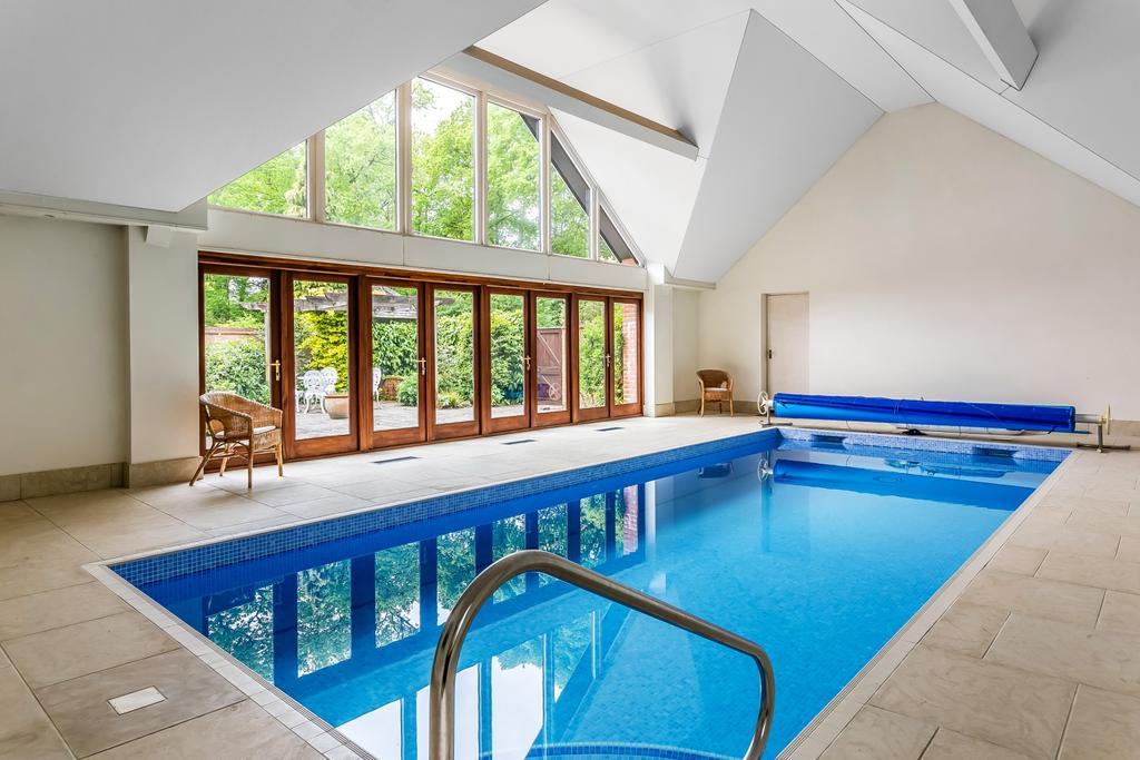 SUTTON GREEN 7 bed detached house for sale £3,450,000