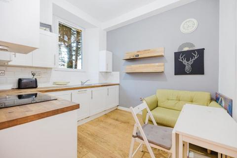 1163L Caledonian Place, Edinburgh, EH11 2AP