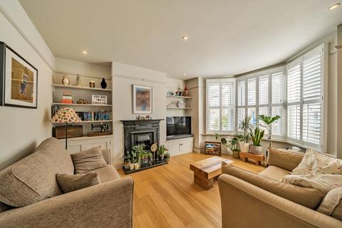 27 Denzil Road, Guildford, GU2 7NQ