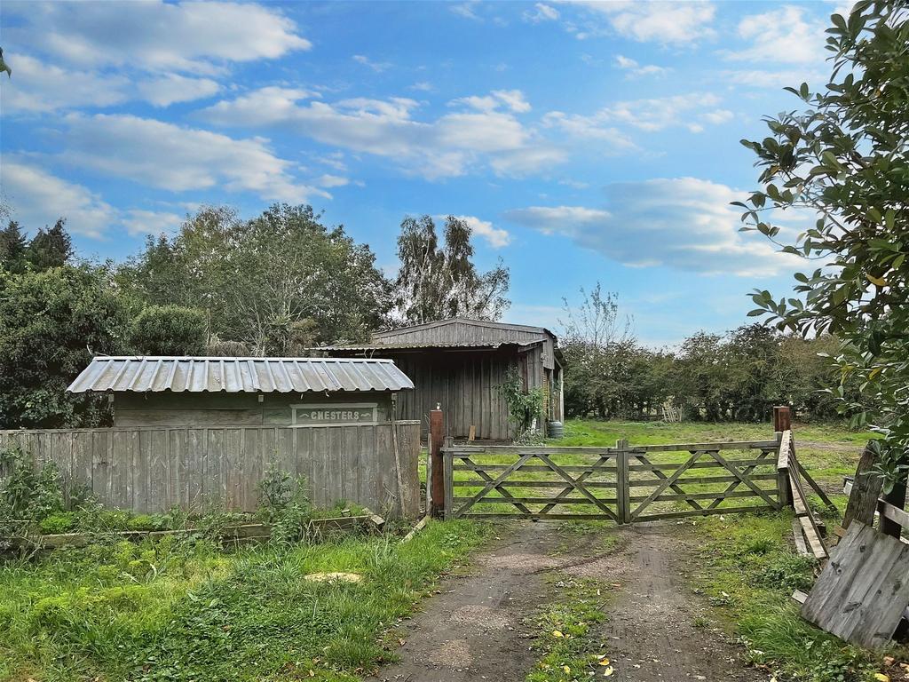 Rendlesham, Near Woodbridge, Suffolk 2 bed semidetached house for sale £225,000