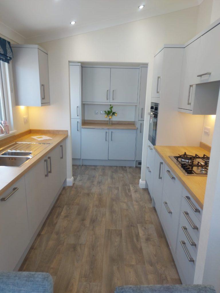 Willerby Charnwood Tranquility Park Devon Kitchen.