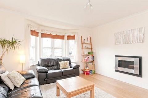 4 bedroom detached house to rent, Groathill Loan, Craigleith, Edinburgh, EH4