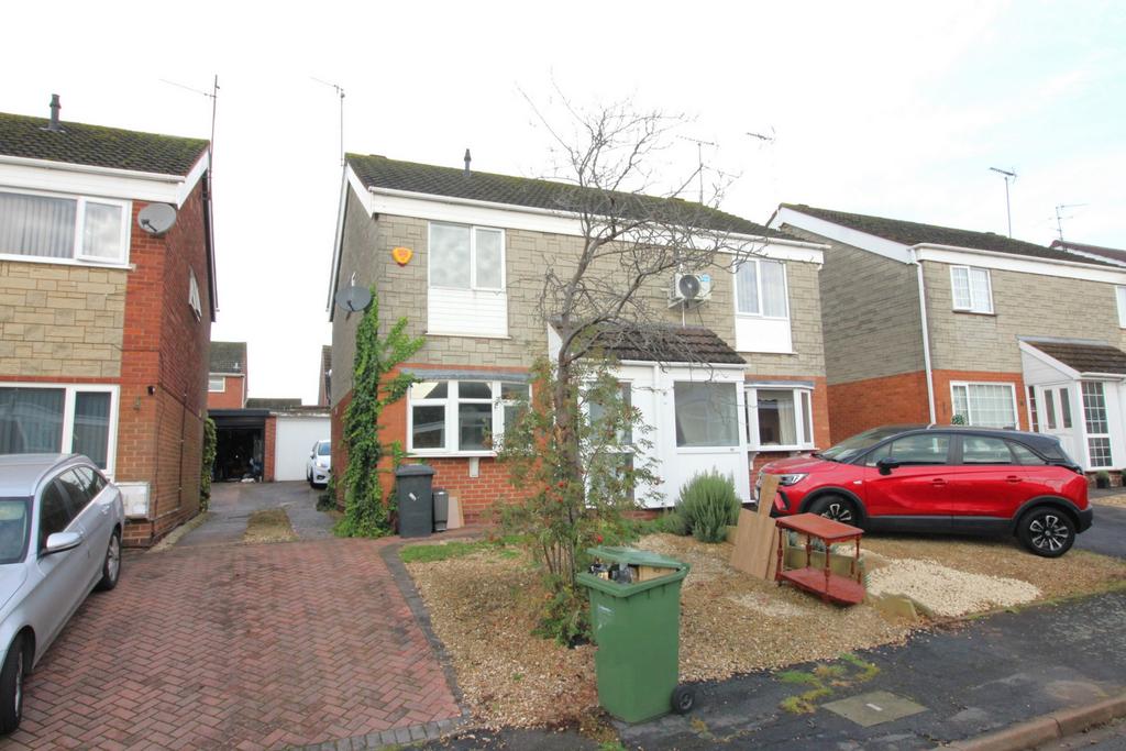 Mallory Drive, Kidderminster, DY11 3 bed semidetached house for sale