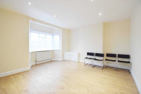3 bedroom flat for sale, Watford Way, Hendon Central