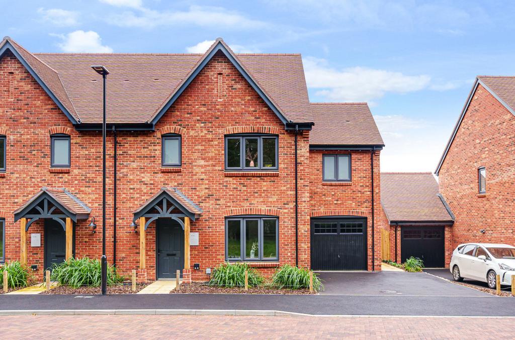 Heritage Place, North Stoneham, Eastleigh, Hampshire, SO50 4 bed semi