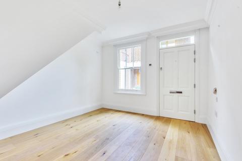 3 bedroom apartment to rent, Sydenham Hill London SE26