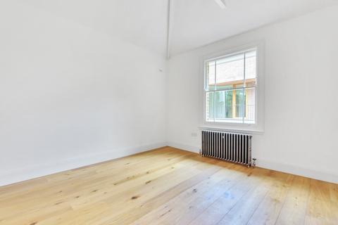 3 bedroom apartment to rent, Sydenham Hill London SE26