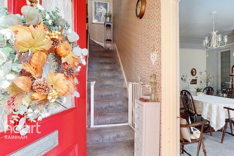 162 Rainham Road, Rainham, RM13 7SA
