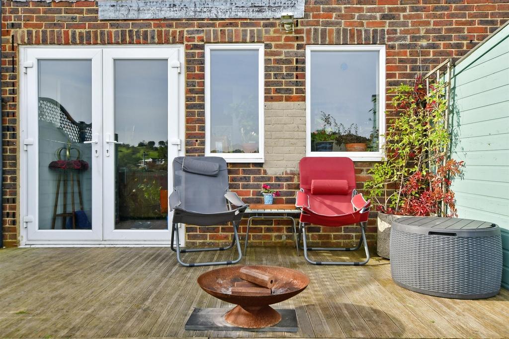External Lifestyle Photograph