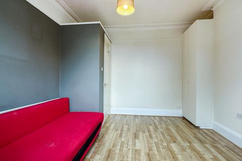 undefined, Willesden , NW10