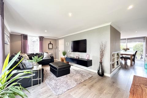 140 Hatfield Place, Peterlee, SR8 5TG