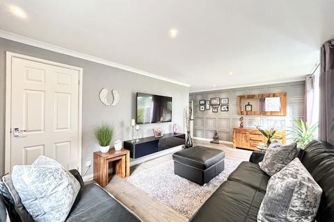 140 Hatfield Place, Peterlee, SR8 5TG