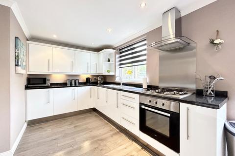 140 Hatfield Place, Peterlee, SR8 5TG