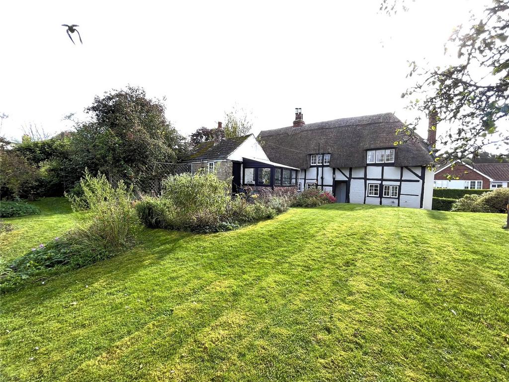 Brunton, Collingbourne Kingston, Marlborough, Wiltshire, SN8 2 bed semidetached house for sale