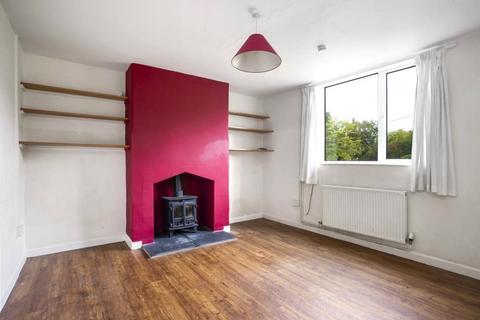 10 Bittles Green, Motcombe, Shaftesbury, SP7 9NX
