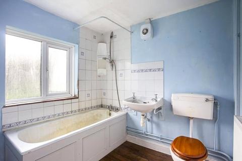 10 Bittles Green, Motcombe, Shaftesbury, SP7 9NX