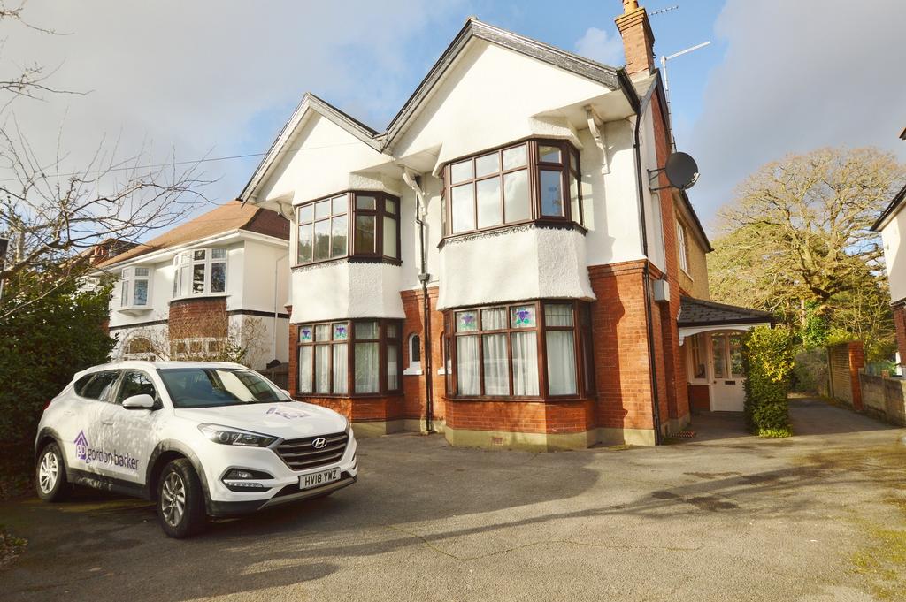 St. Albans Avenue, Bournemouth BH8 1 bed flat £1,000 pcm (£231 pw)