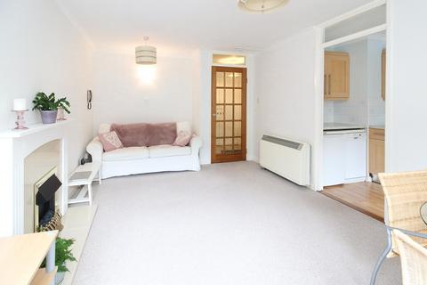 17/5 Eyre Place, Edinburgh, EH3 5EW