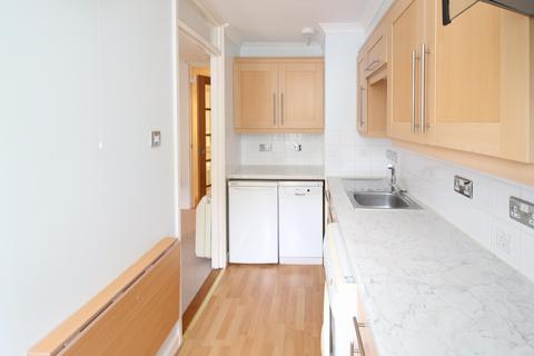 17/5 Eyre Place, Edinburgh, EH3 5EW