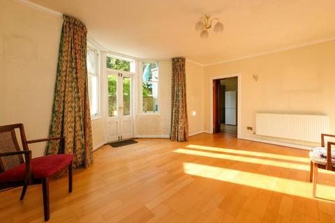 2 bedroom ground floor flat for sale, 23a Stanley Road, EDINBURGH, EH6 4SE