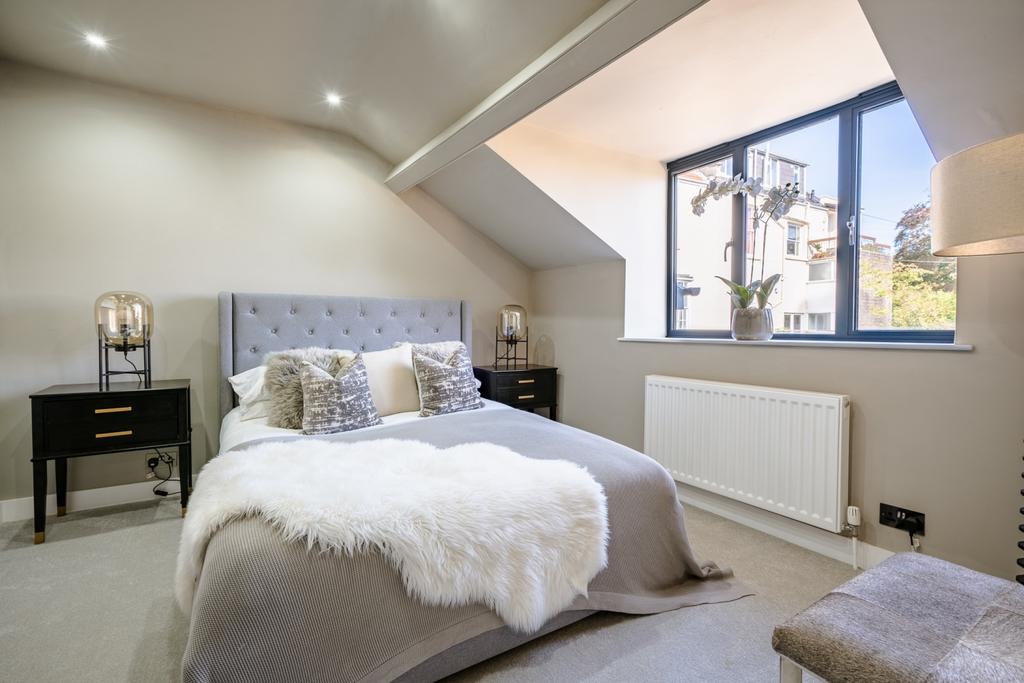 Principal bedroom 1