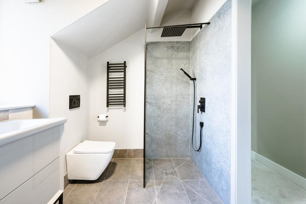Family bathroom