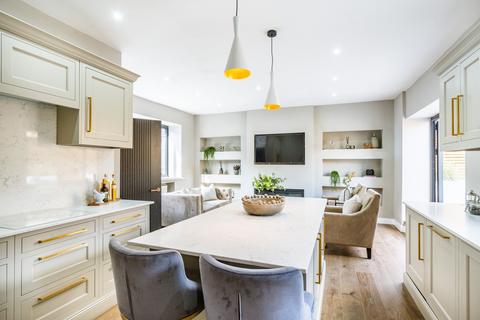 Roxburgh Cottage Clifton Down, Bristol, BS8 3HU