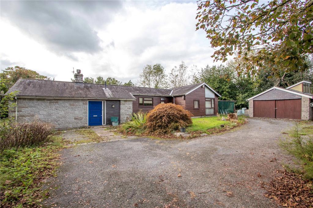 Tavistock, Devon 3 bed bungalow for sale £375,000