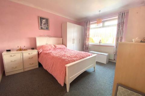 58 Brookfield Road, Northampton, NN2 7LP