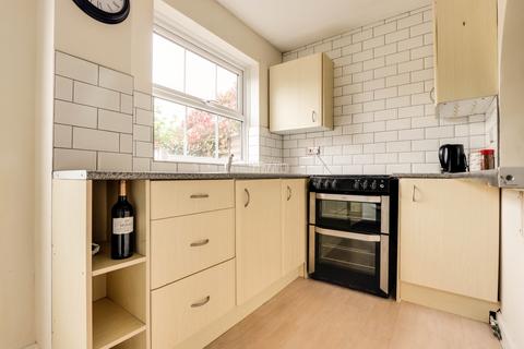 12 Catkin Close, Chineham, Basingstoke, RG24 8XY
