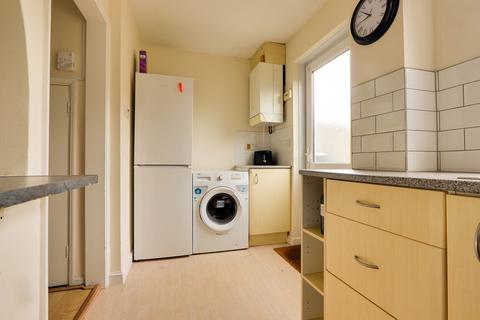 12 Catkin Close, Chineham, Basingstoke, RG24 8XY
