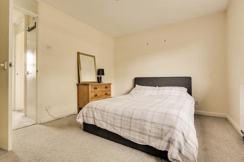 12 Catkin Close, Chineham, Basingstoke, RG24 8XY