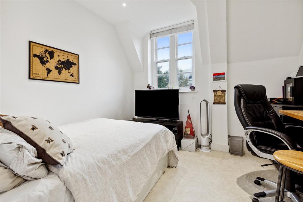 Second Bedroom/Study