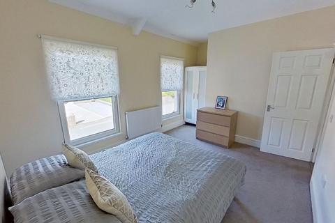 40 Cwmphil Road, Lower Cwmtwrch, Swansea, SA9 2QA