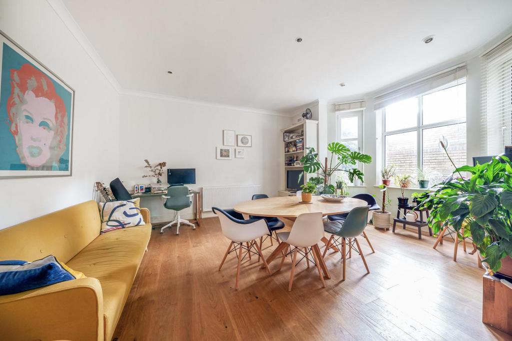 Crystal Palace Park Road, Sydenham 1 bed flat for sale £375,000