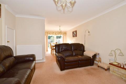 37 Cavalier Way, East Grinstead, RH19 4SE