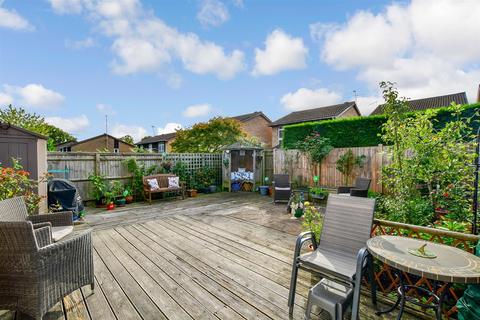 37 Cavalier Way, East Grinstead, RH19 4SE
