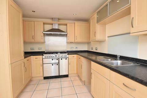 3 Coles Close, Wincanton, BA9 9FD