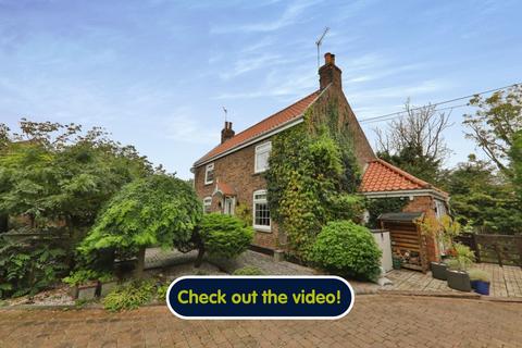 3 bedroom detached house for sale, North End, Goxhill, Barrow-Upon-Humber, DN19 7JT