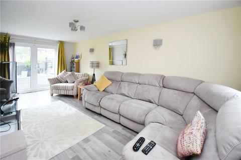 164 Fleming Avenue, North Baddesley, Southampton, SO52 9FB