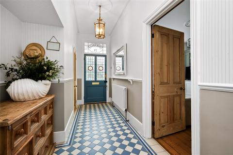 4 bedroom semi-detached house for sale - Ember Lane, Esher, Surrey, KT10