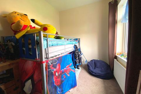 28 Randall Road, Northampton, NN2 7BZ