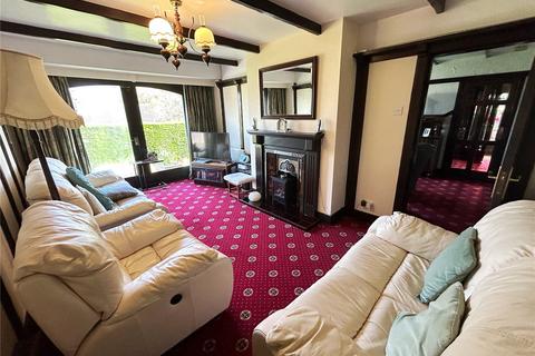 1 Ferndale Close, Oldham, OL4 5NL