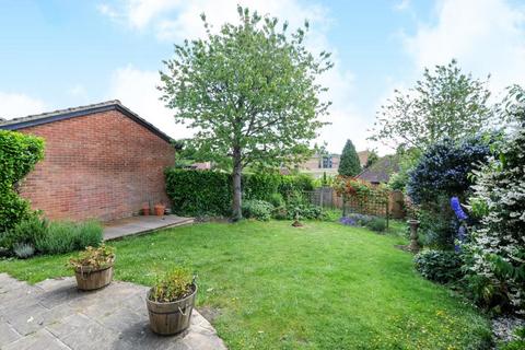 3 bedroom link detached house to rent, Black Acre Close,  Amersham,  HP7