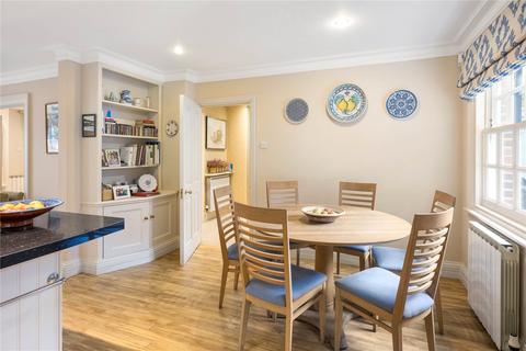 4 bedroom end of terrace house for sale, Pembroke Gardens Close, London, W8