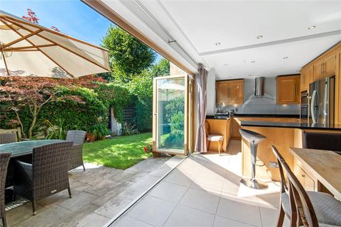 6 bedroom end of terrace house for sale, Crieff Road, London, SW18