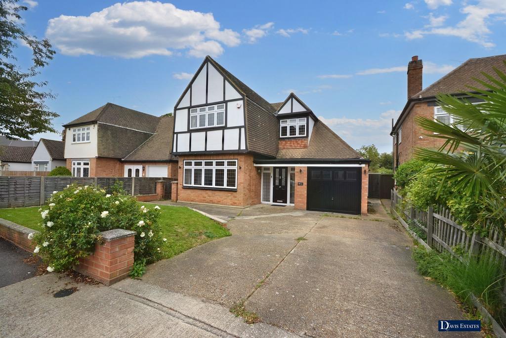 Great Nelmes Chase, Emerson Park, Hornchurch, RM11 3 bed detached house