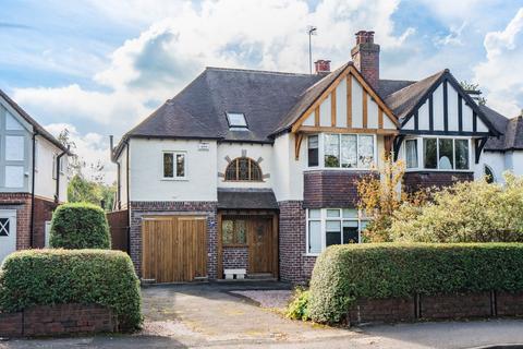 5 bedroom semi-detached house for sale